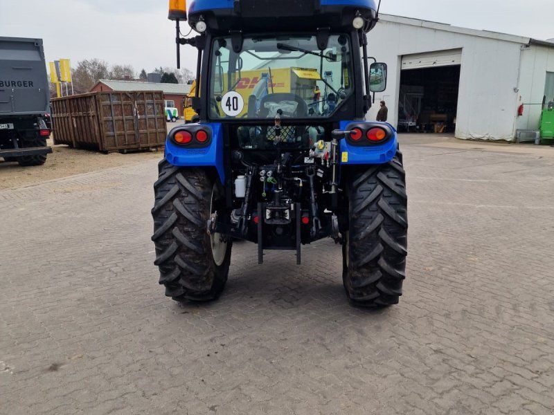 New Holland T 4.75