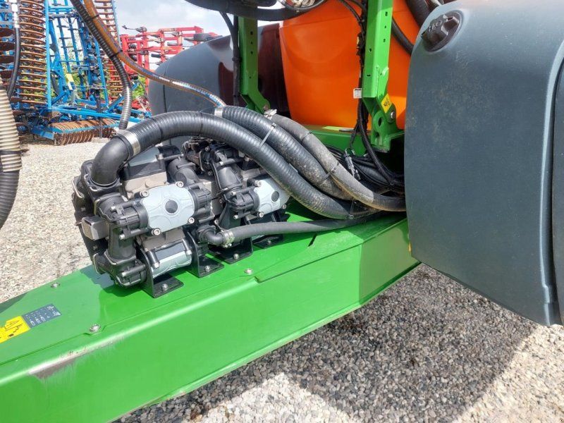 Amazone UX 860130m- 25cm dyseafstand