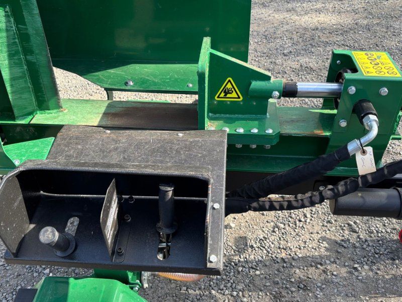 AV Tec 22 ton brændekløver Mobil