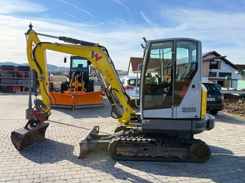 Wacker Neuson ET 35 mit Powertilt