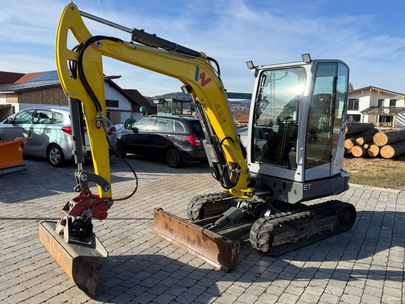 Wacker Neuson ET 35 mit Powertilt
