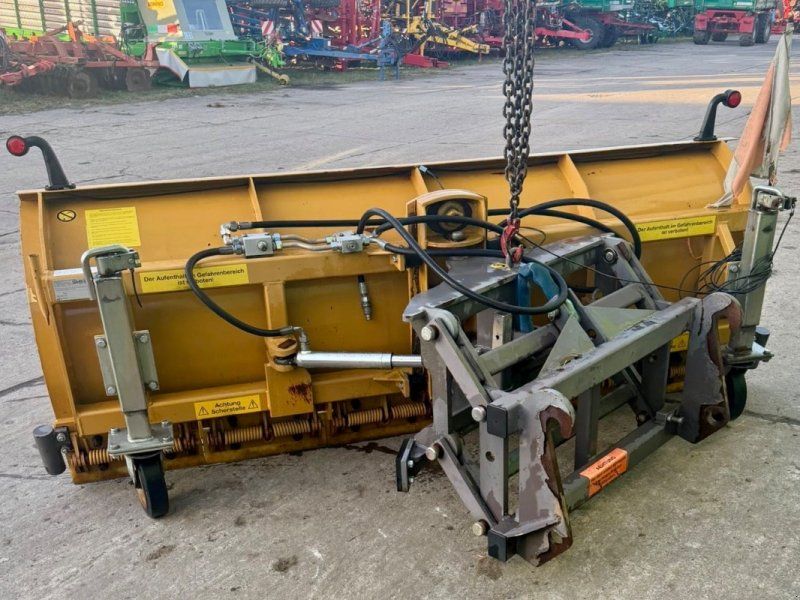 Sobernheimer Maschinenbau PSR 2.5 Schneeräumschild