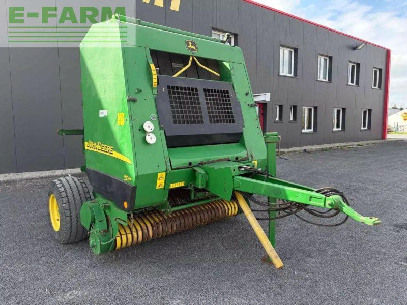 John Deere presse à balles rondes 582 .