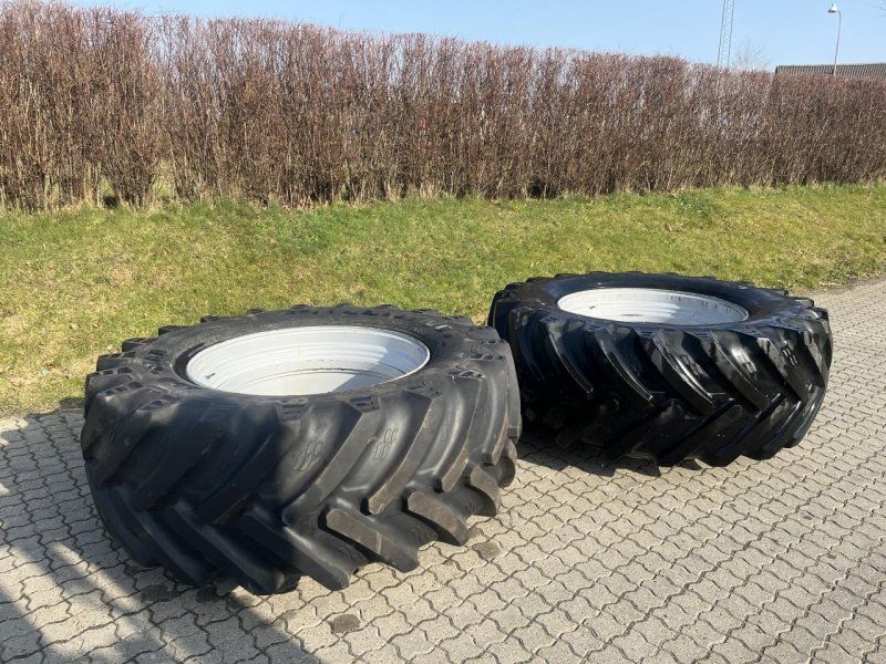 Alliance 650/65R38