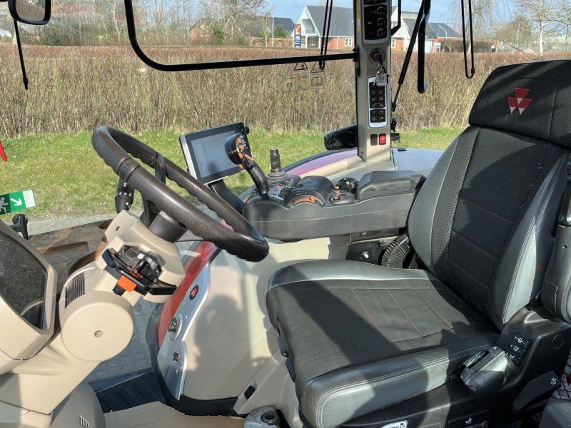 Massey Ferguson 8740S