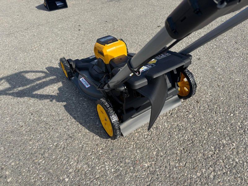 Rasenmäher Dewalt 500