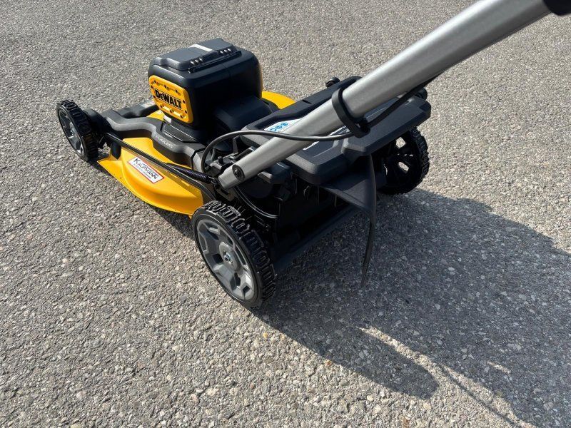 Rasenmäher Dewalt 134