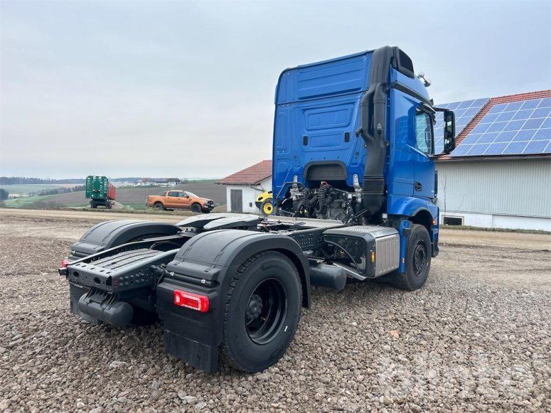 Mercedes-Benz Actros 1853 LS 4x2