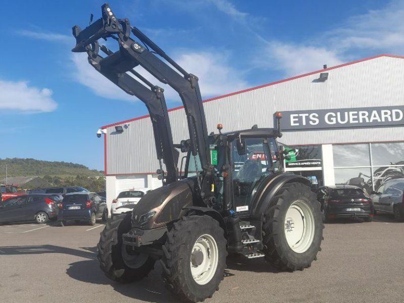 Valtra G135h