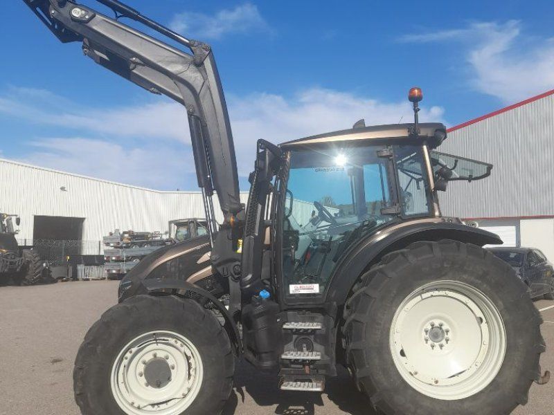 Valtra G135h