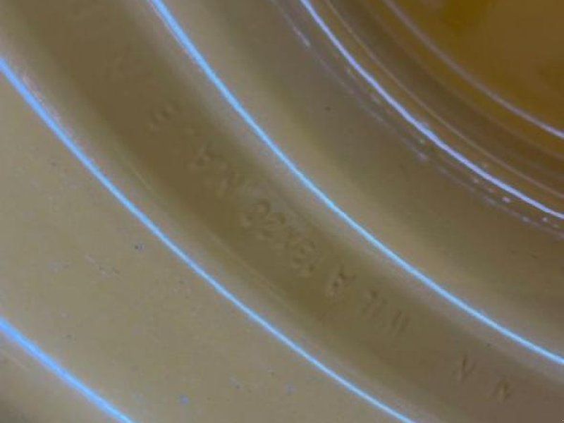 Caterpillar KOMPLETTRÄDER 400/70 R20 | MICHELIN