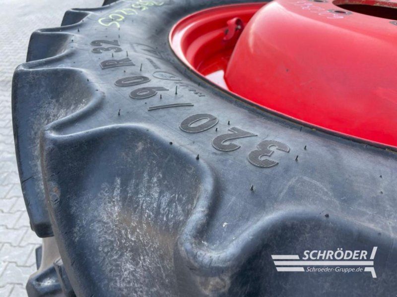 Claas PFLEGERÄDER 320/9 R32 + 340/85 R46