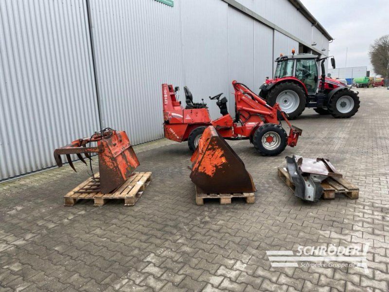 Weidemann 1055 | SCHAUFEL + KROKOGEBISS + SCHIEBER