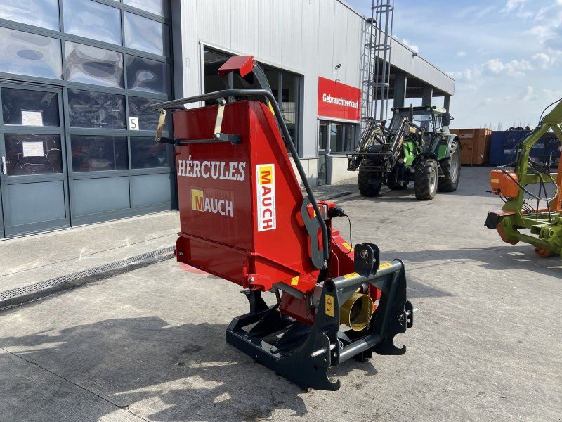 GL Fahrzeugbau Hacker M150