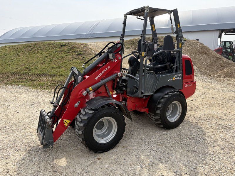 Weidemann 1260 mit 4 Zylinder Motor, unter 2,0m