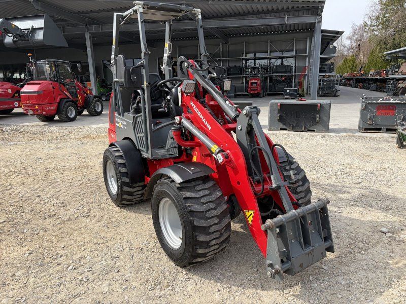 Weidemann 1260 mit 4 Zylinder Motor, unter 2,0m