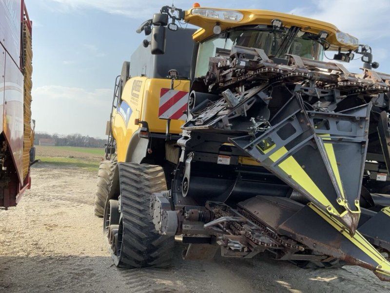 New Holland CR9090