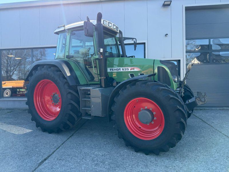 Fendt 820 Vario TMS