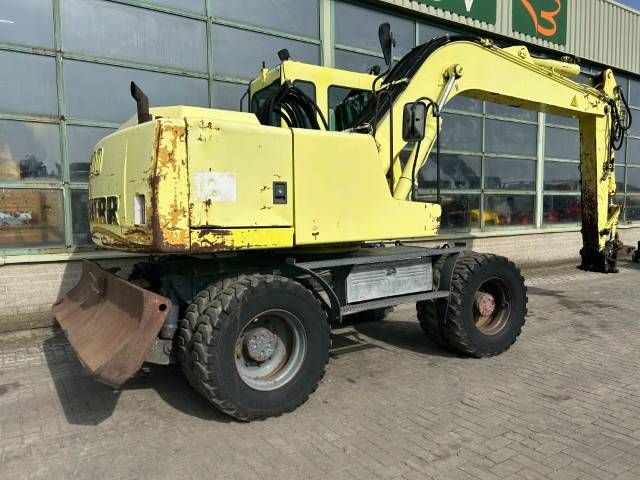 Liebherr A 900 B Litronic