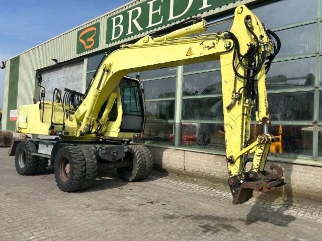 Liebherr A 900 B Litronic