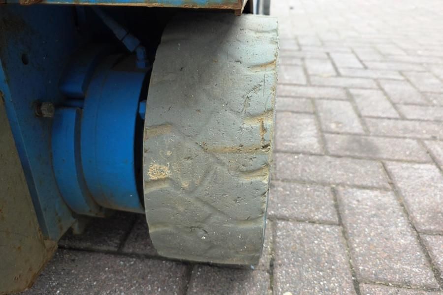 Genie GS1932 Electric, Working Height 7.8 m, 227kg Capac