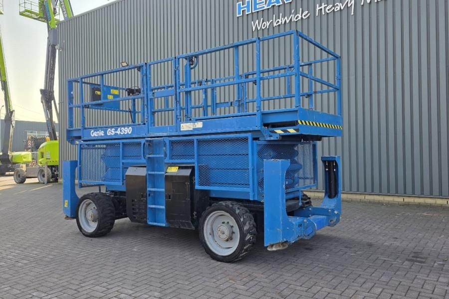 Genie GS4390 Diesel, 4x4 Drive, 15m Working Height, 680k
