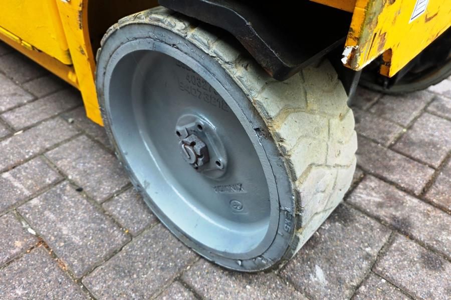 Haulotte Compact 8 Electric, 8.2m Working Height, 350kg Cap