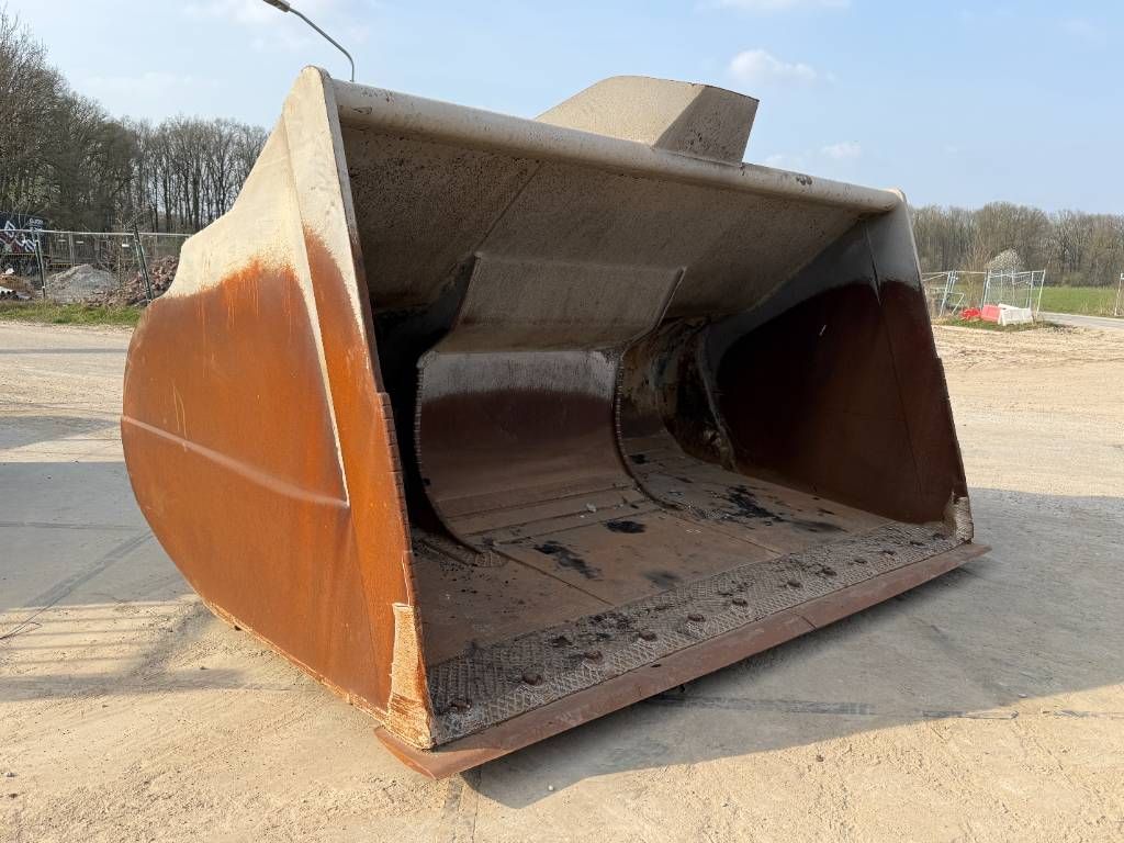 Beco Volvo L350H Bucket - Volume Bucket / TOP Condition