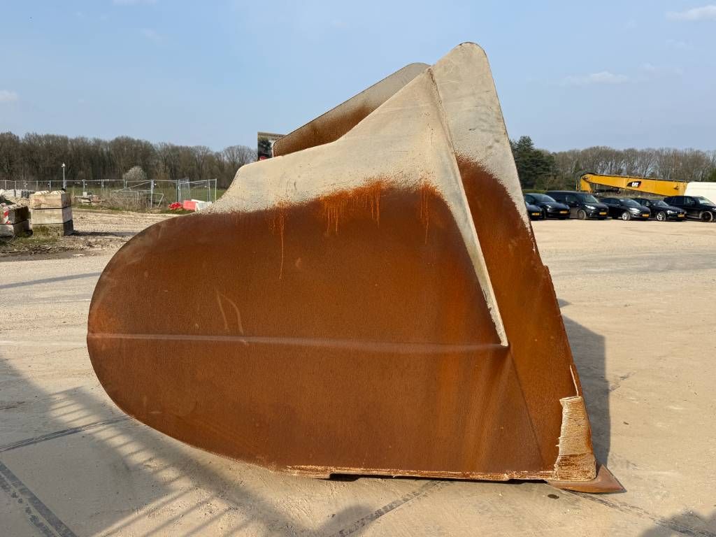 Beco Volvo L350H Bucket - Volume Bucket / TOP Condition