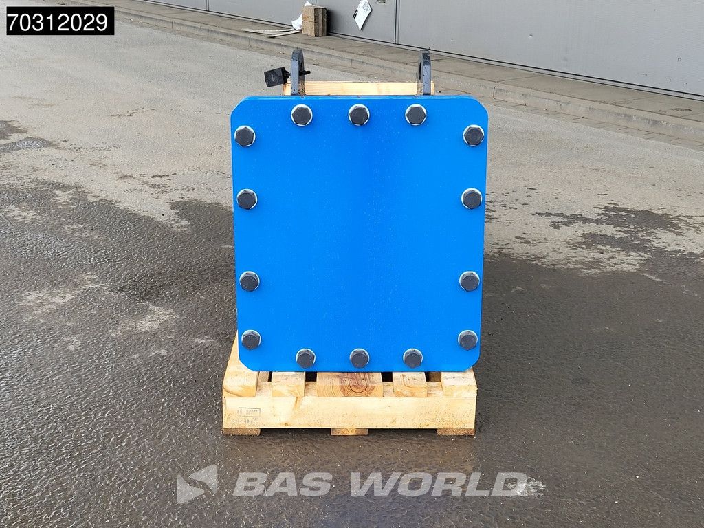 Mustang HM2900 NEW UNUSED - SUITS 26-45 TON