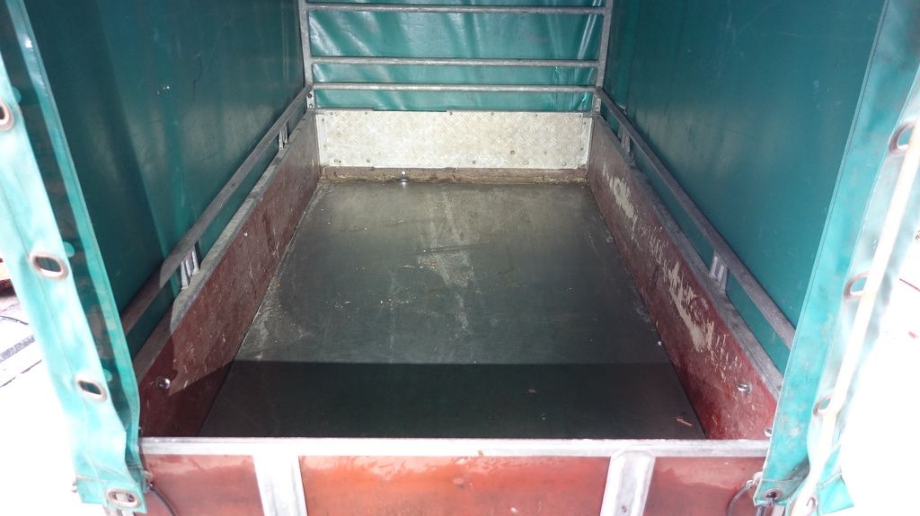 Saris Huif aanhangwagen