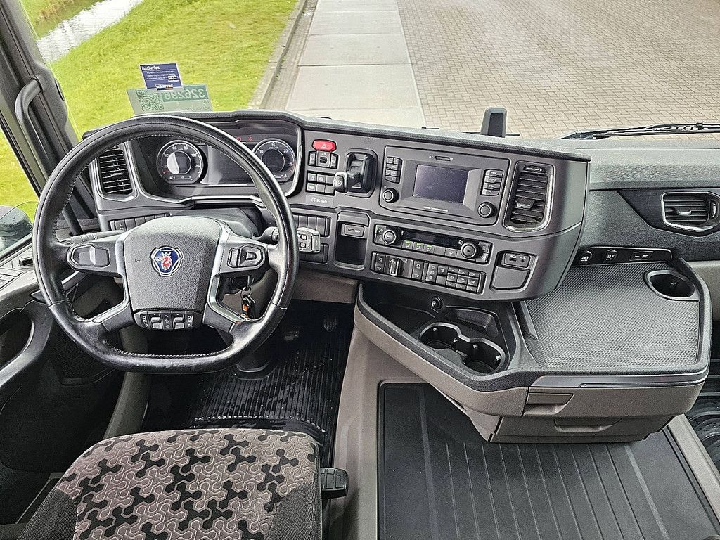SCANIA R450 6x2*4