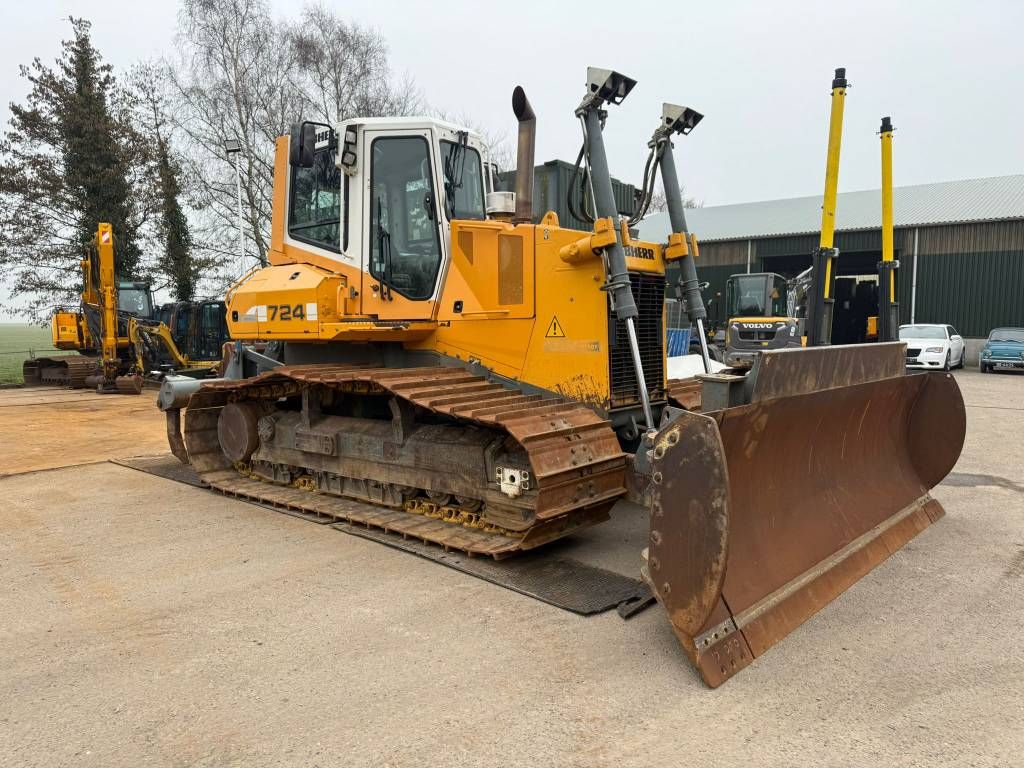 Liebherr PR 724 LGP - only 9055 hours!