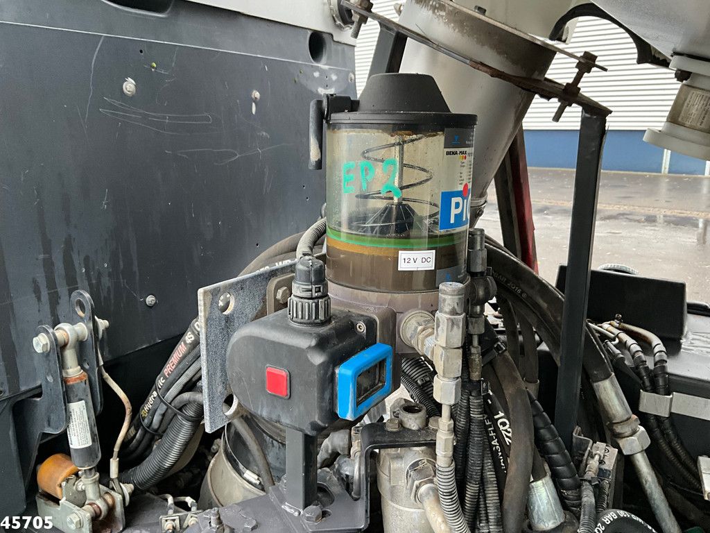 Bucher Citycat 2020 with 3-rd brush