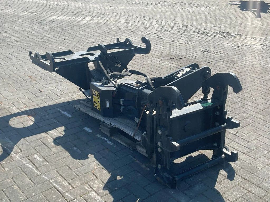 Dieci BUD7028 | CENTERING HANDLER | RIB HANDELING CLAMP | TUNNEL