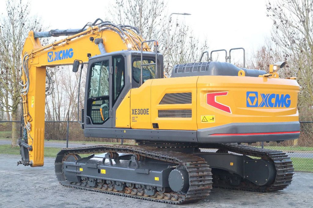 XCMG XE300E | CE | CUMMINS STAGE V | HAMMER / SHEAR