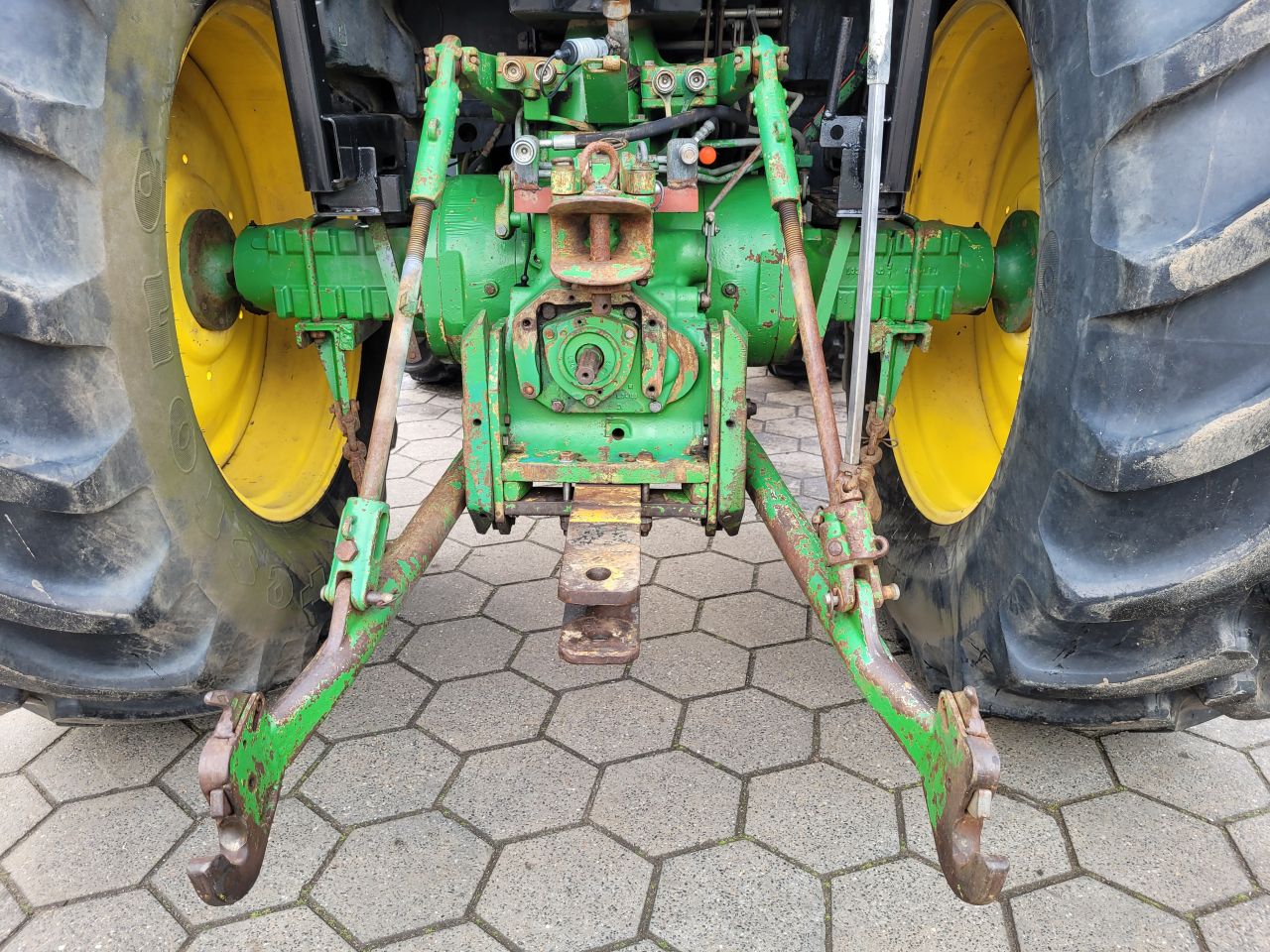 John deere 3040