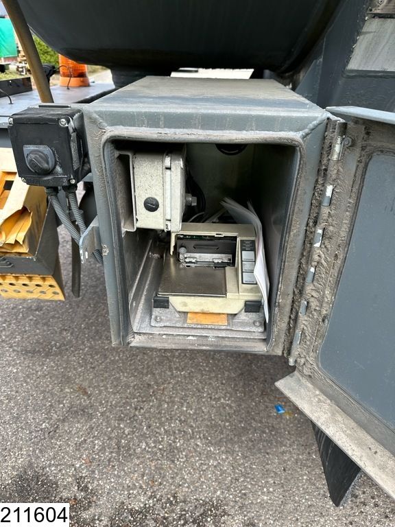 LAG Fuel Fuel tank, 42,000 liters, 5 comp
