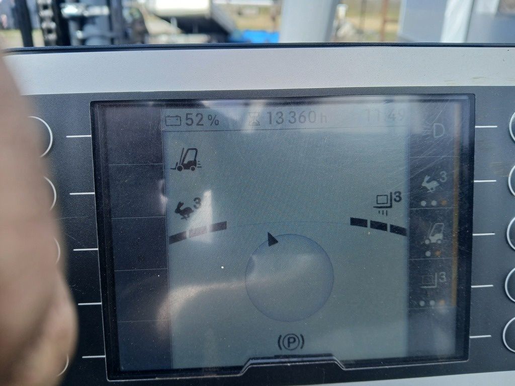 Still 2 ton electro met vorkenversteller. Bj2022!!