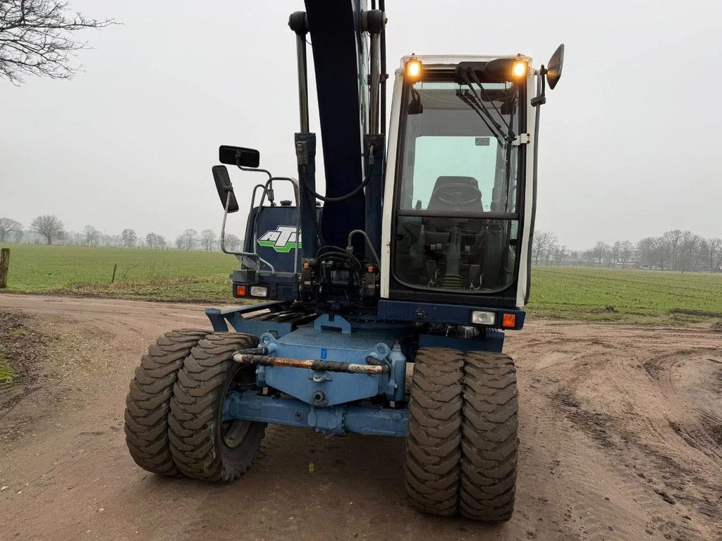 Liebherr A314 LITRONIC A314 Bandenkraan