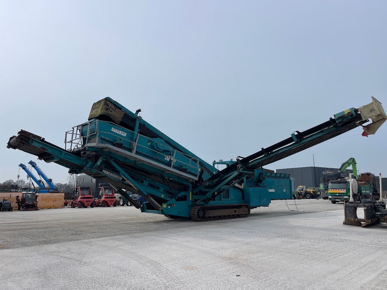 Powerscreen Chieftain 2100x