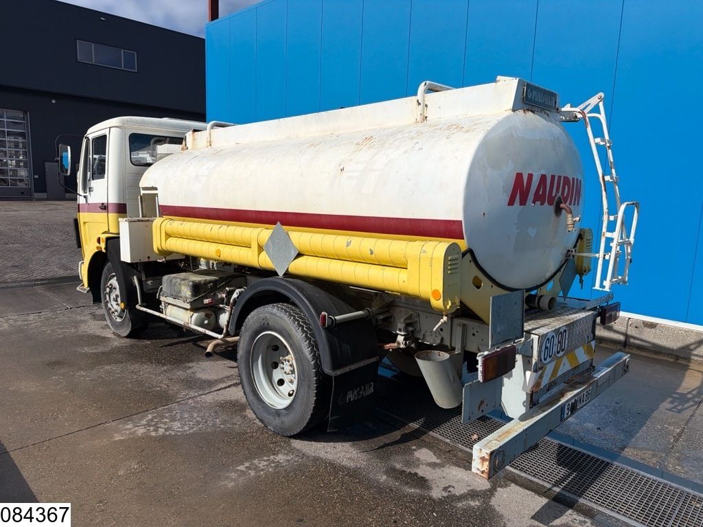 Mercedes 1013 Manual transmission, PTO, Steel suspension, 1 Comp