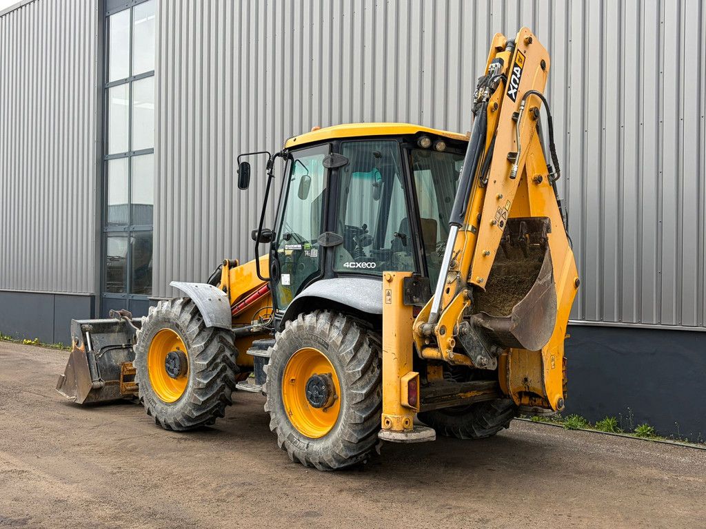JCB 4CX
