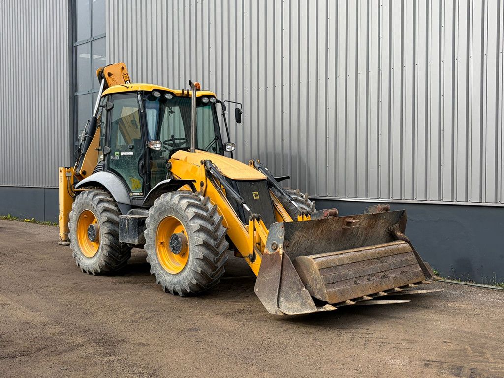 JCB 4CX