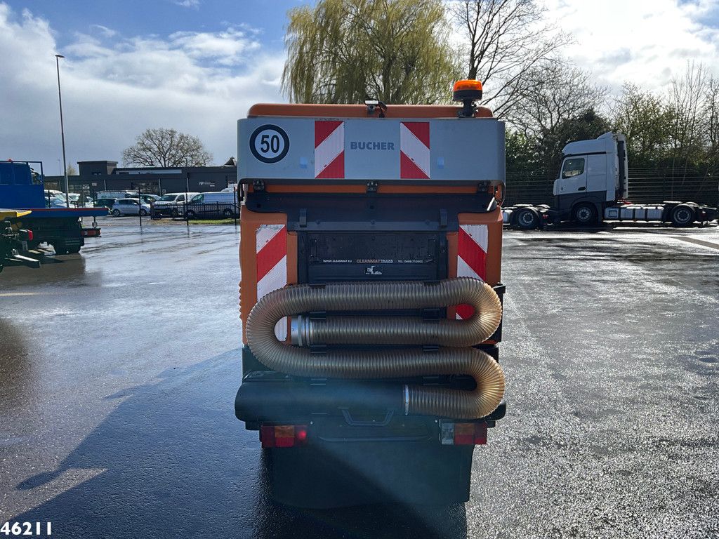 Bucher Citycat 2020 with 3-rd brush