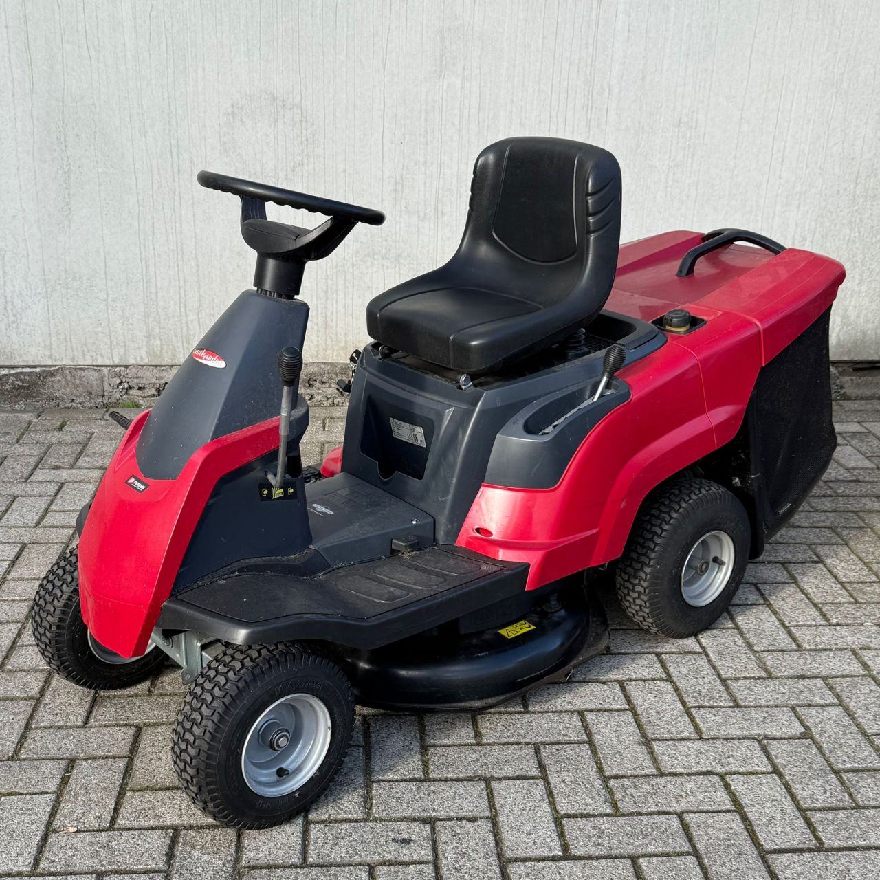 2x Castelgarden XE966 Zitmaaier met vangbak