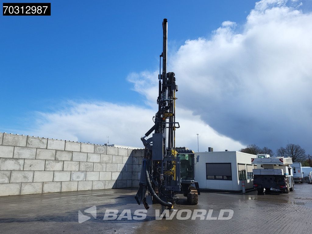 Epiroc T35-11 SMARTROC - Leica GPS