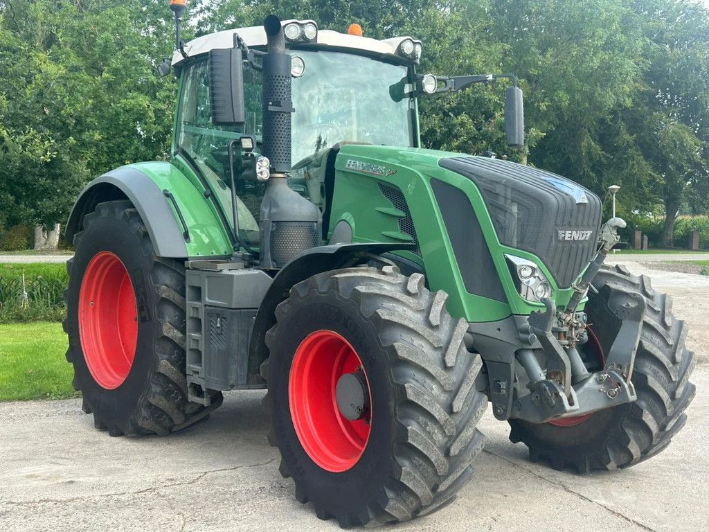 Fendt 828 Vario Profi plus Fendt 10800 uur Trekker Schlepper