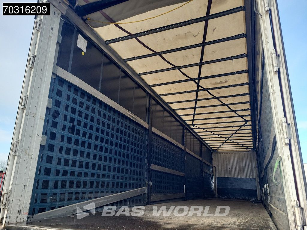 Kässbohrer CXL050R123 3 axles 2x Lift Axle Anti Vandlism