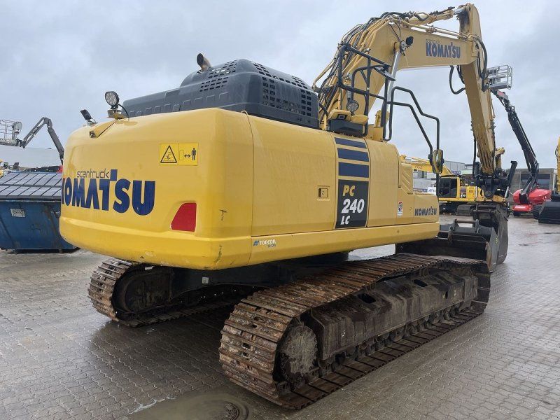 Komatsu PC240LC-11EO